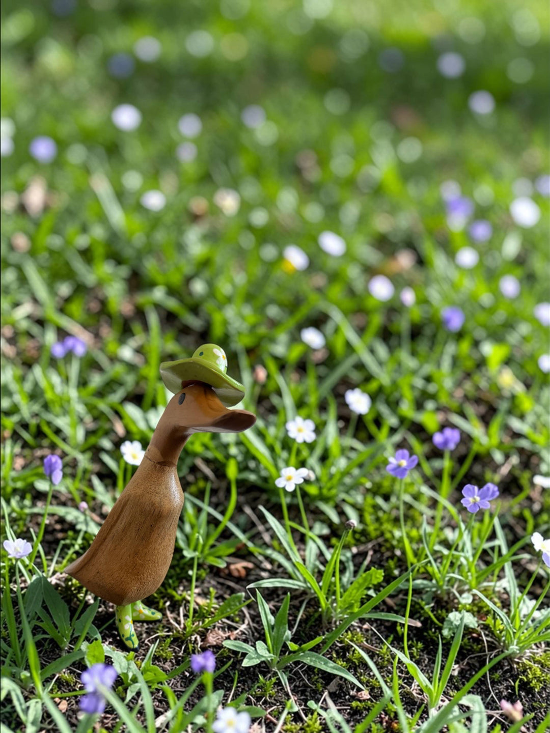 Flower Hat Bamboo Duckling 