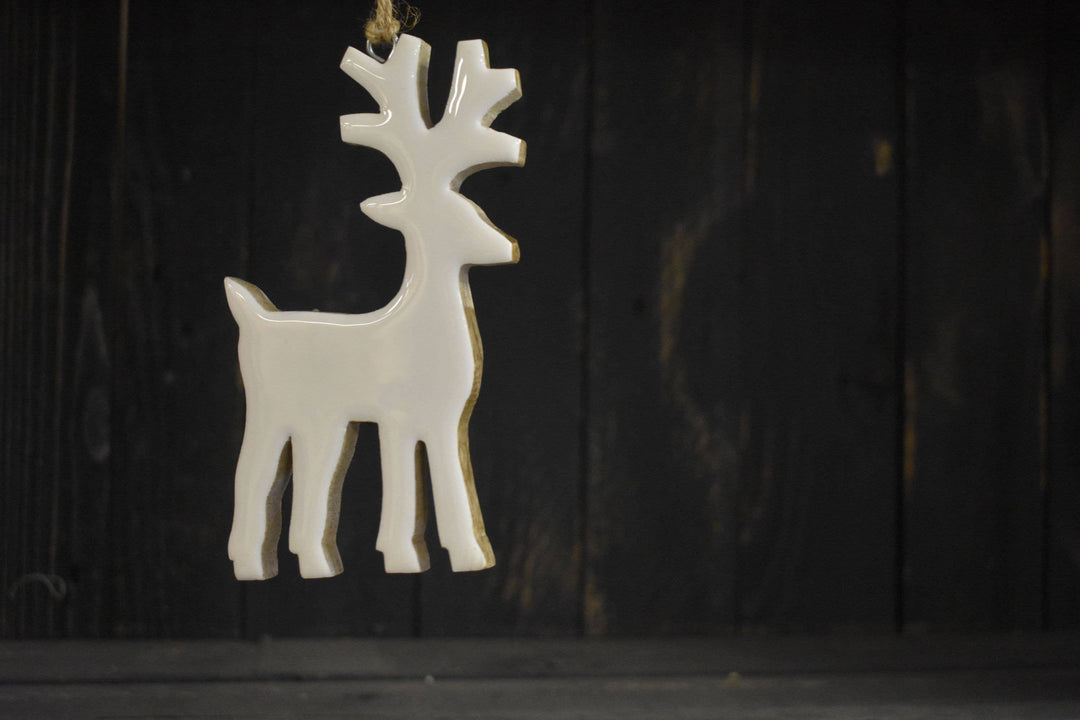 Wooden Hanging Reindeer w/ White Enamel 4.25x6in