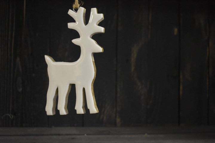 Wooden Hanging Reindeer w/ White Enamel 4.25x6in