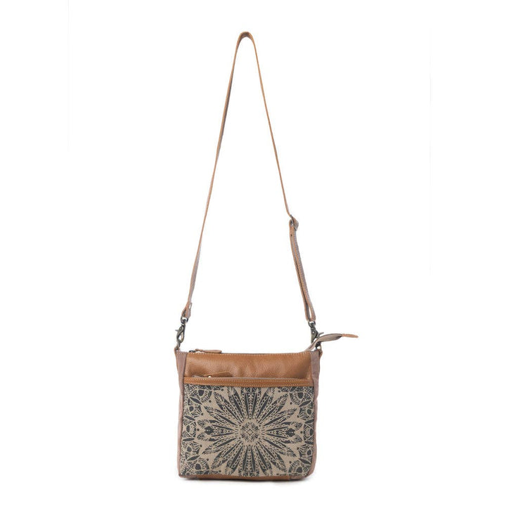 Dizzy Circle Small &amp; Crossbody Bag