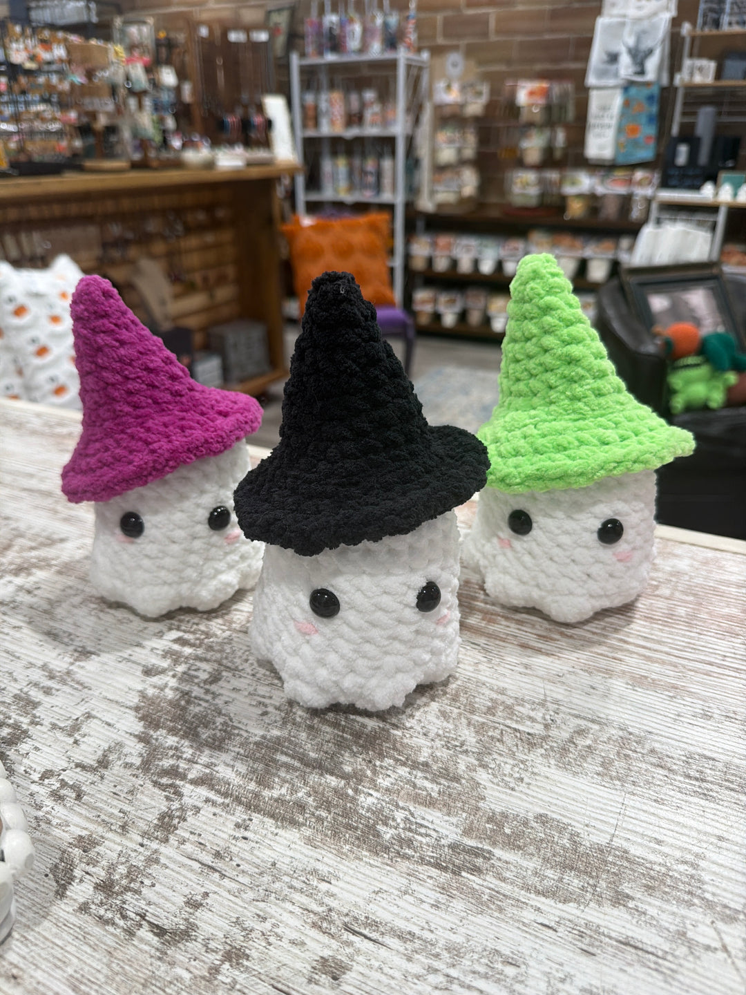 Mini Ghost with Hat