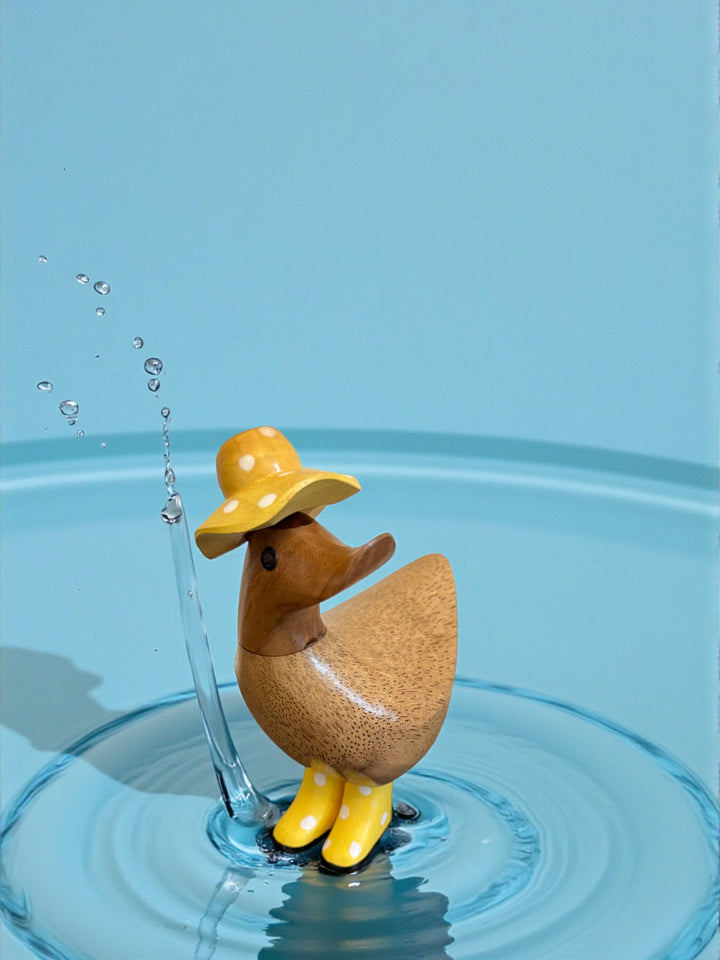 Polka Dot Hat Bamboo Ducky 