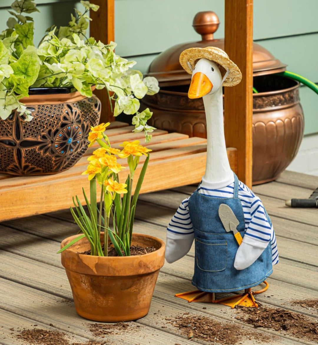 Gardener Goose Outfit 21 inch